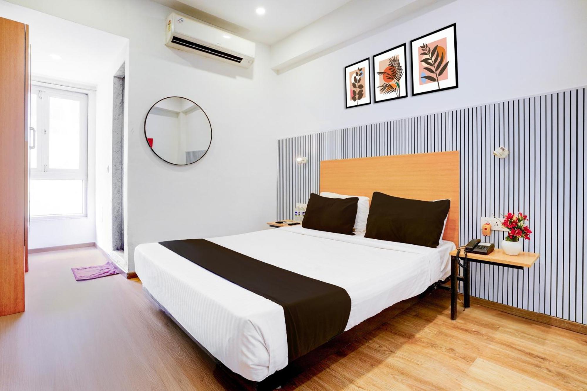 Townhouse Khar The Habitat 호텔 뭄바이 외부 사진
