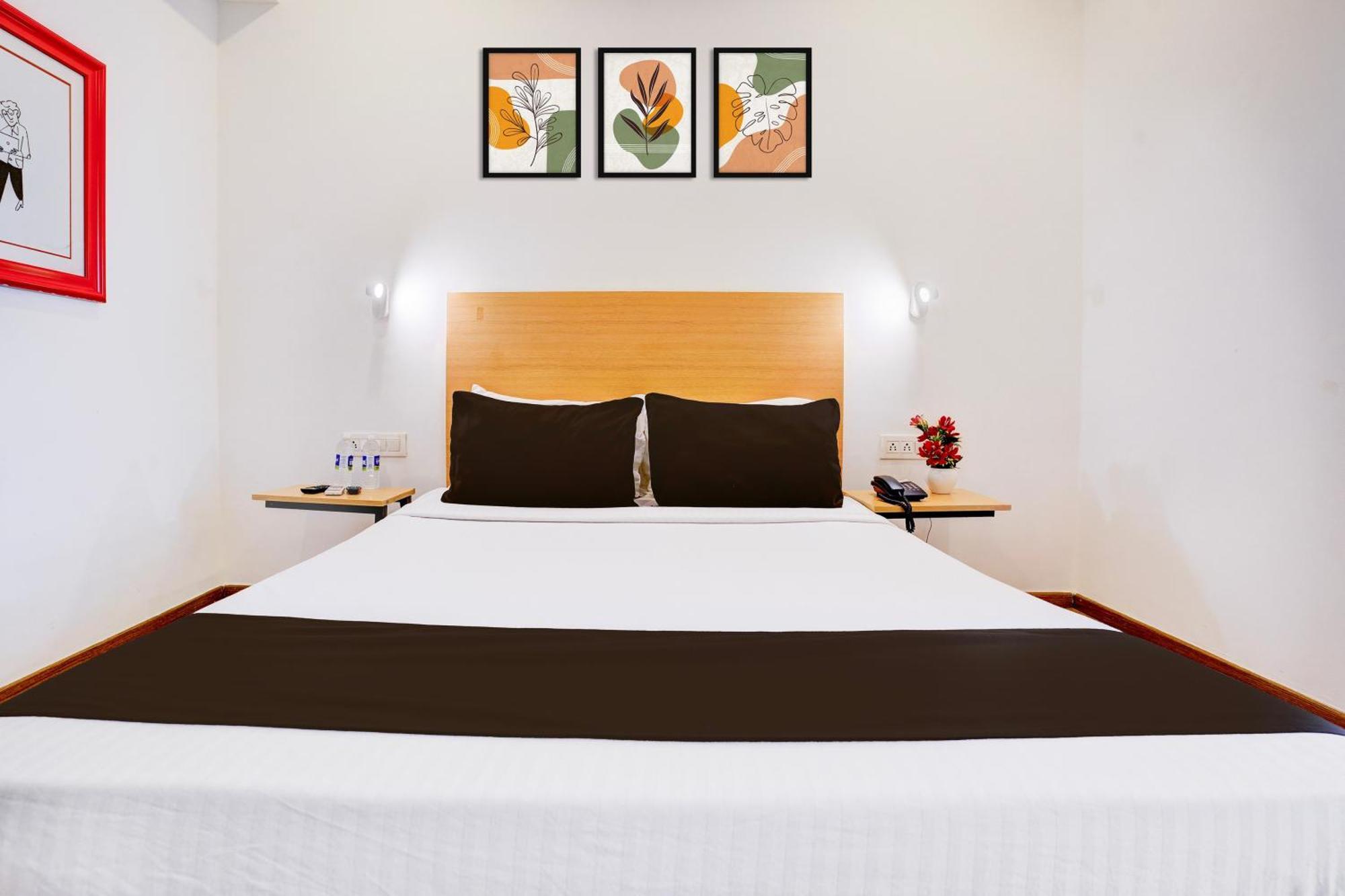 Townhouse Khar The Habitat 호텔 뭄바이 외부 사진