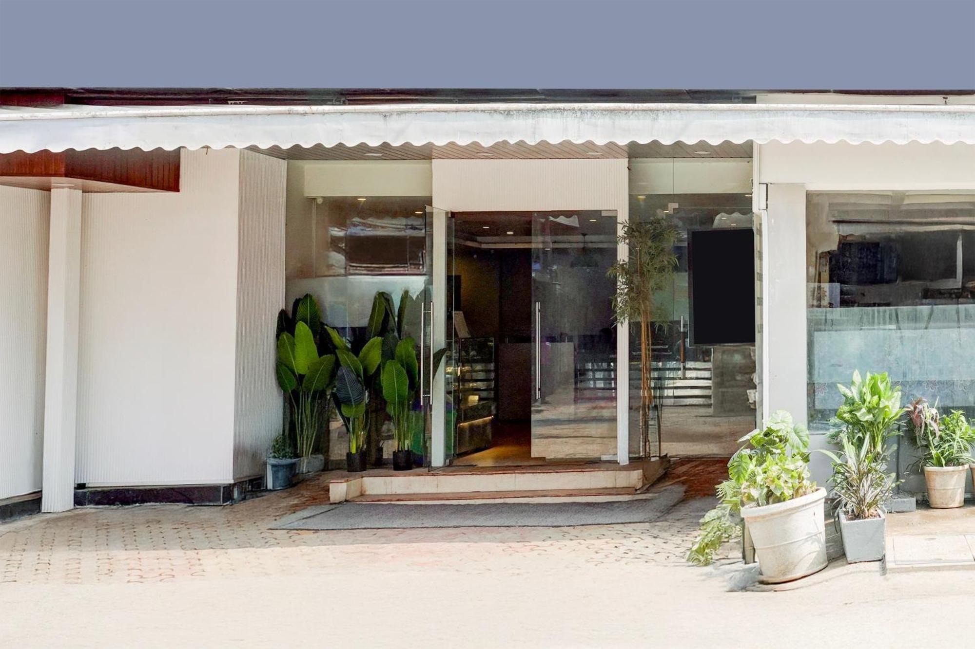 Townhouse Khar The Habitat 호텔 뭄바이 외부 사진