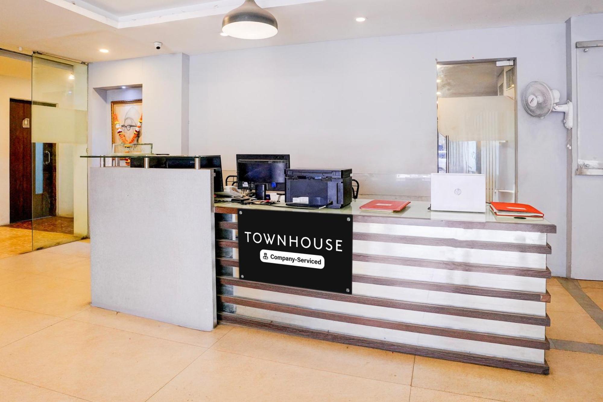 Townhouse Khar The Habitat 호텔 뭄바이 외부 사진